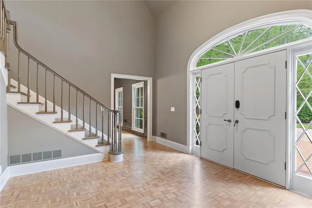 6030 Winterthur Drive, Sandy Springs, Georgia 30328, 5 Bedrooms Bedrooms, ,4 BathroomsBathrooms,Residential,Sold,6030 Winterthur Drive,6856178