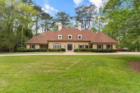 6030 Winterthur Drive, Sandy Springs, Georgia 30328, 5 Bedrooms Bedrooms, ,4 BathroomsBathrooms,Residential,Sold,6030 Winterthur Drive,6856178