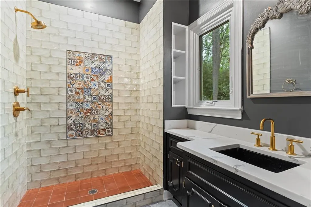 6030 Winterthur Drive, Sandy Springs, Georgia 30328, 5 Bedrooms Bedrooms, ,4 BathroomsBathrooms,Residential,Sold,6030 Winterthur Drive,6856178