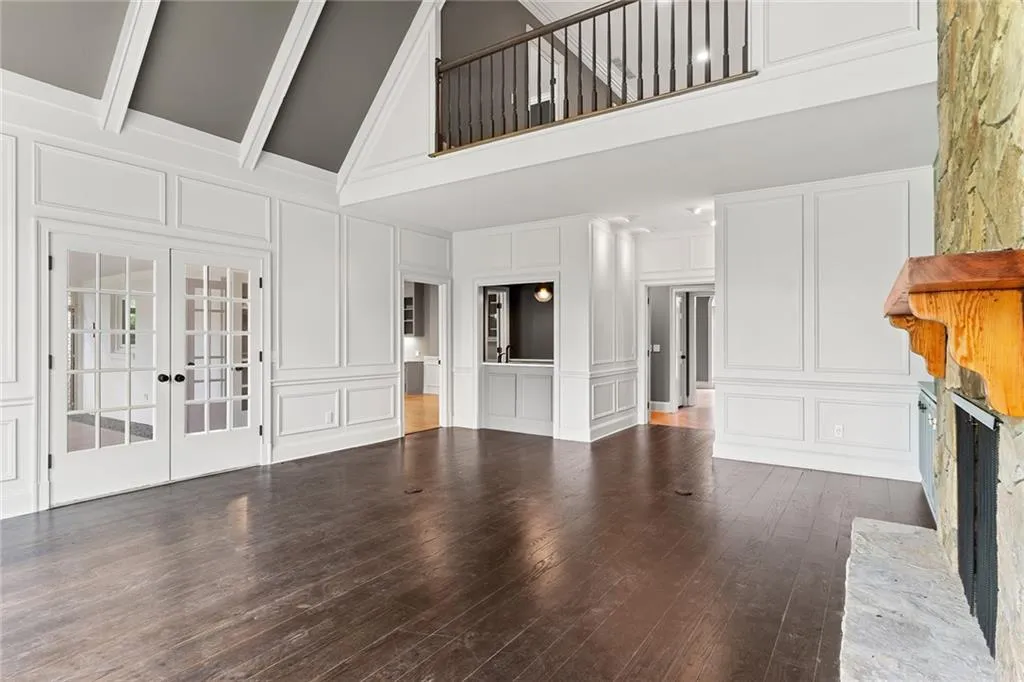 6030 Winterthur Drive, Sandy Springs, Georgia 30328, 5 Bedrooms Bedrooms, ,4 BathroomsBathrooms,Residential,Sold,6030 Winterthur Drive,6856178
