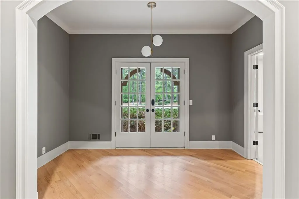 6030 Winterthur Drive, Sandy Springs, Georgia 30328, 5 Bedrooms Bedrooms, ,4 BathroomsBathrooms,Residential,Sold,6030 Winterthur Drive,6856178