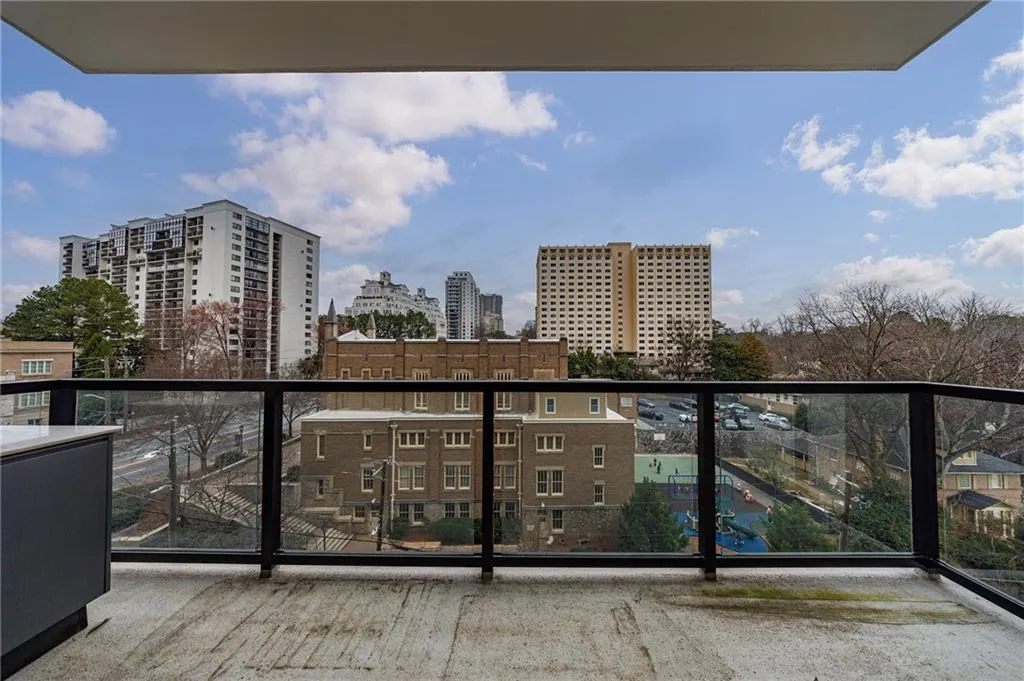 2425 Peachtree Road Ne Unit 503, Atlanta, Georgia 30305, 2 Bedrooms Bedrooms, 0 ,2 BathroomsBathrooms,Residential,For Sale,2425 Peachtree Road Ne Unit 503,7719451