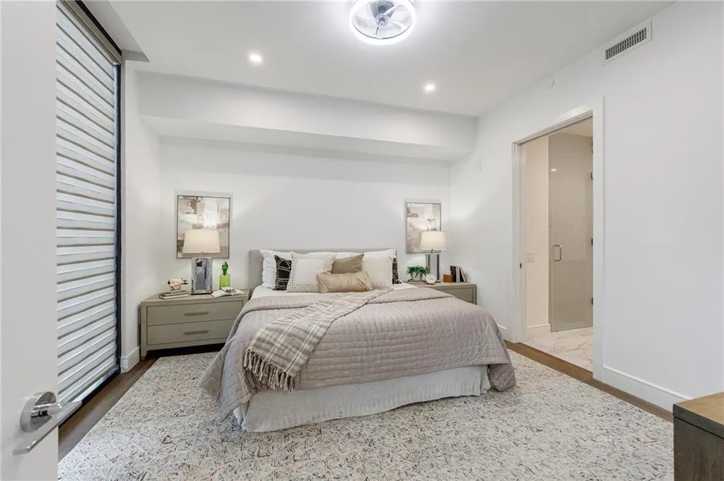 2425 Peachtree Road Ne Unit 503, Atlanta, Georgia 30305, 2 Bedrooms Bedrooms, 0 ,2 BathroomsBathrooms,Residential,For Sale,2425 Peachtree Road Ne Unit 503,7719451