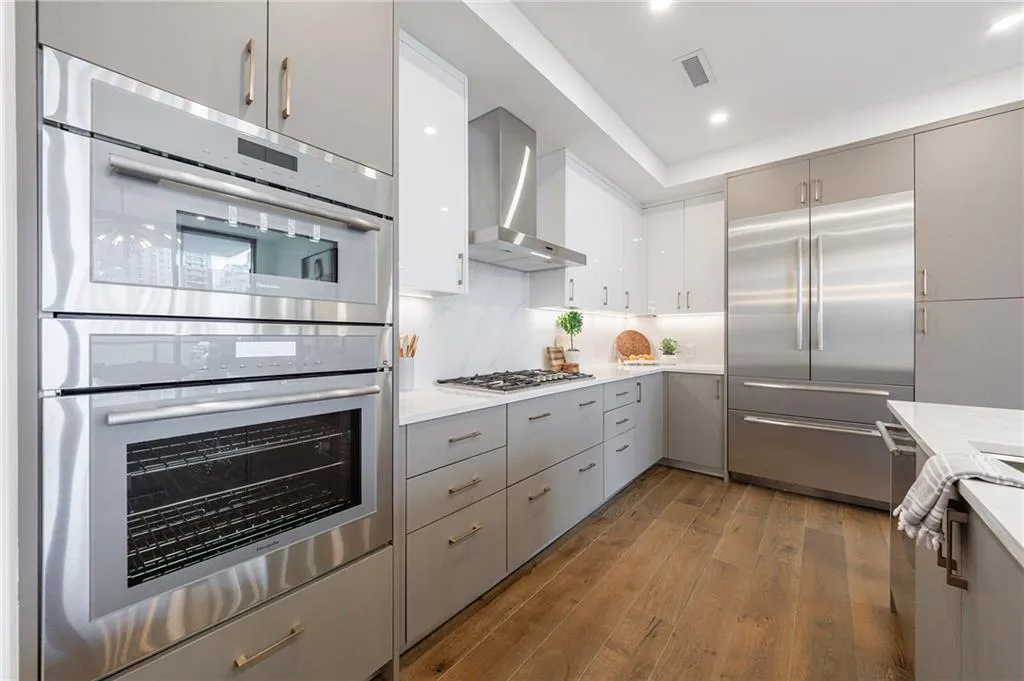 2425 Peachtree Road Ne Unit 503, Atlanta, Georgia 30305, 2 Bedrooms Bedrooms, 0 ,2 BathroomsBathrooms,Residential,For Sale,2425 Peachtree Road Ne Unit 503,7719451