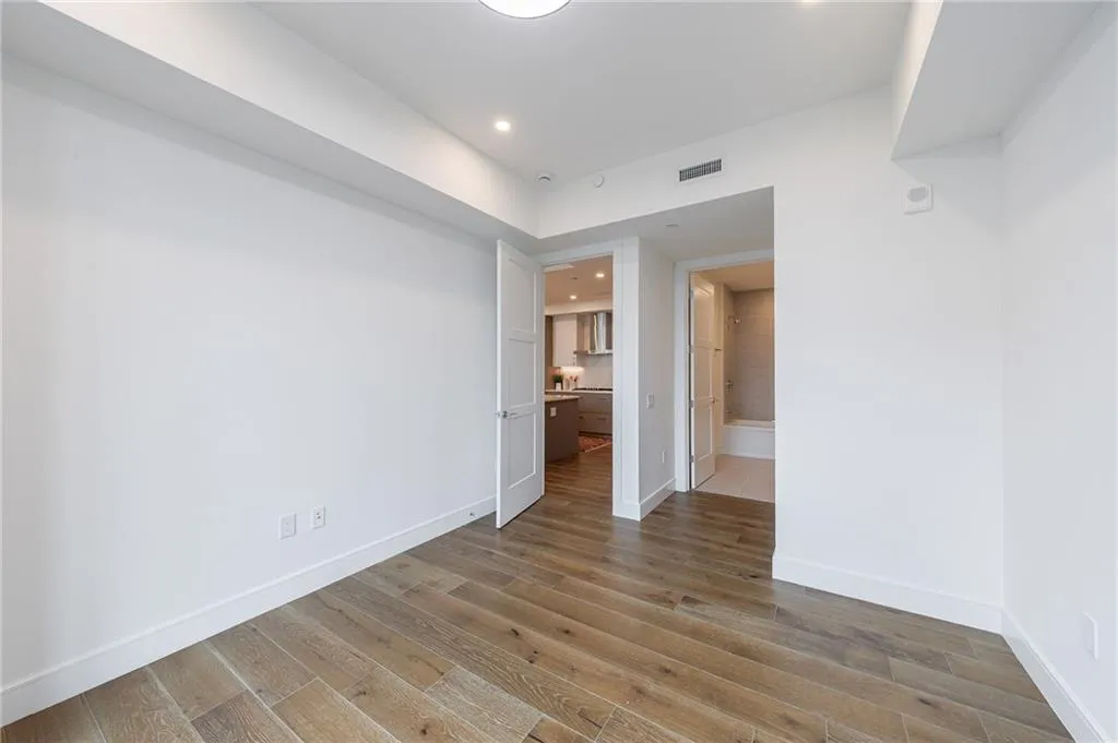 2425 Peachtree Road Ne Unit 503, Atlanta, Georgia 30305, 2 Bedrooms Bedrooms, 0 ,2 BathroomsBathrooms,Residential,For Sale,2425 Peachtree Road Ne Unit 503,7719451