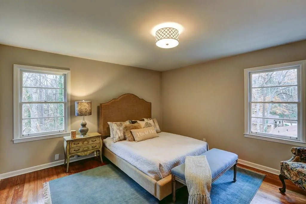 5164 Timber Trail S, Atlanta, Georgia 30342, 4 Bedrooms Bedrooms, ,3 BathroomsBathrooms,Residential,Sold,5164 Timber Trail S,5790574