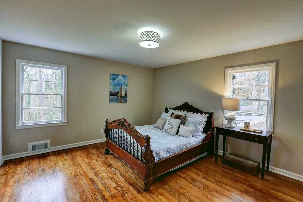 5164 Timber Trail S, Atlanta, Georgia 30342, 4 Bedrooms Bedrooms, ,3 BathroomsBathrooms,Residential,Sold,5164 Timber Trail S,5790574