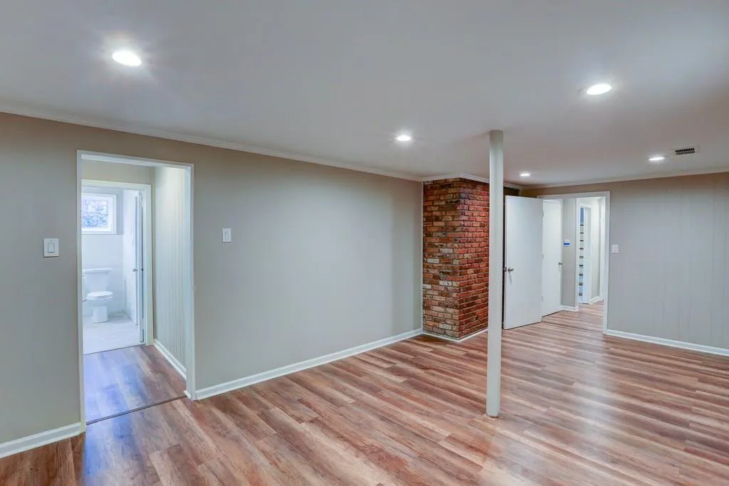 5164 Timber Trail S, Atlanta, Georgia 30342, 4 Bedrooms Bedrooms, ,3 BathroomsBathrooms,Residential,Sold,5164 Timber Trail S,5790574