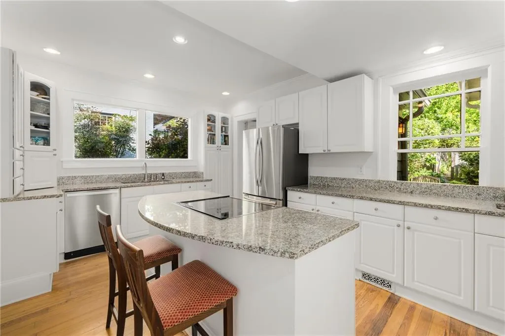 374 8th Street Ne, Atlanta, Georgia 30309, 4 Bedrooms Bedrooms, ,2 BathroomsBathrooms,Residential,For Sale,374 8th Street Ne,7559937
