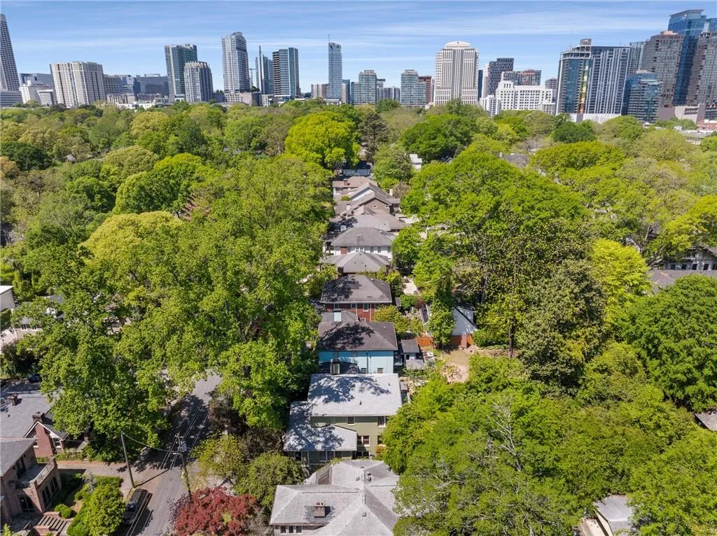 374 8th Street Ne, Atlanta, Georgia 30309, 4 Bedrooms Bedrooms, ,2 BathroomsBathrooms,Residential,For Sale,374 8th Street Ne,7559937