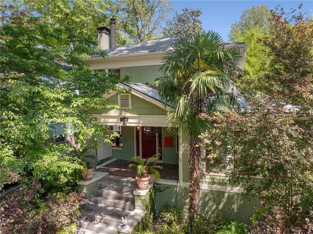 374 8th Street Ne, Atlanta, Georgia 30309, 4 Bedrooms Bedrooms, ,2 BathroomsBathrooms,Residential,For Sale,374 8th Street Ne,7559937