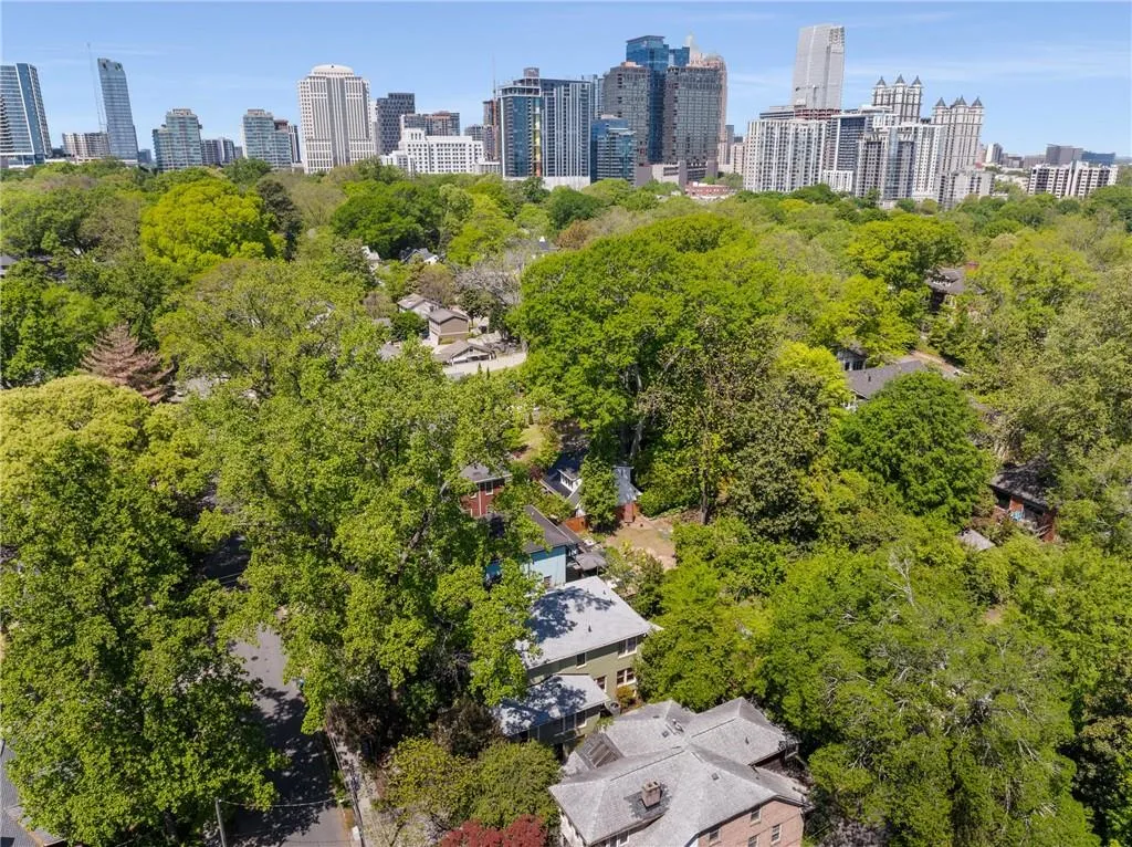 374 8th Street Ne, Atlanta, Georgia 30309, 4 Bedrooms Bedrooms, ,2 BathroomsBathrooms,Residential,For Sale,374 8th Street Ne,7559937