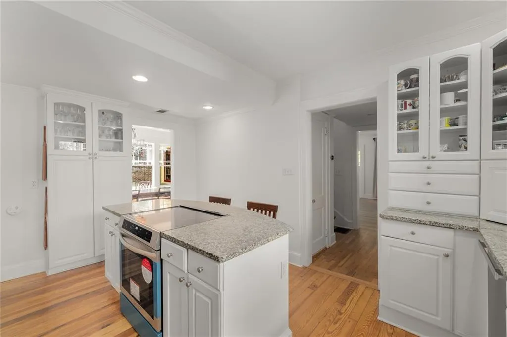 374 8th Street Ne, Atlanta, Georgia 30309, 4 Bedrooms Bedrooms, ,2 BathroomsBathrooms,Residential,For Sale,374 8th Street Ne,7559937