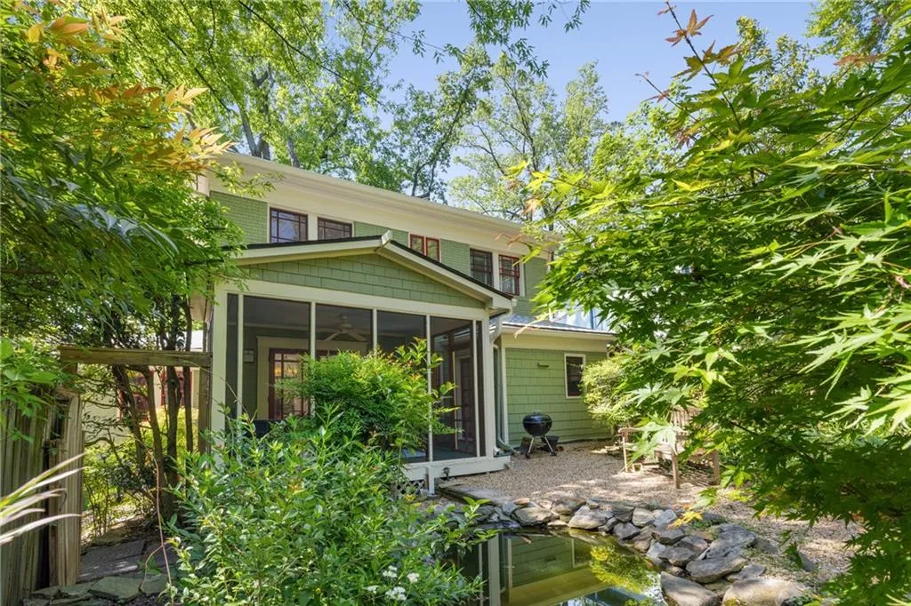 374 8th Street Ne, Atlanta, Georgia 30309, 4 Bedrooms Bedrooms, ,2 BathroomsBathrooms,Residential,For Sale,374 8th Street Ne,7559937