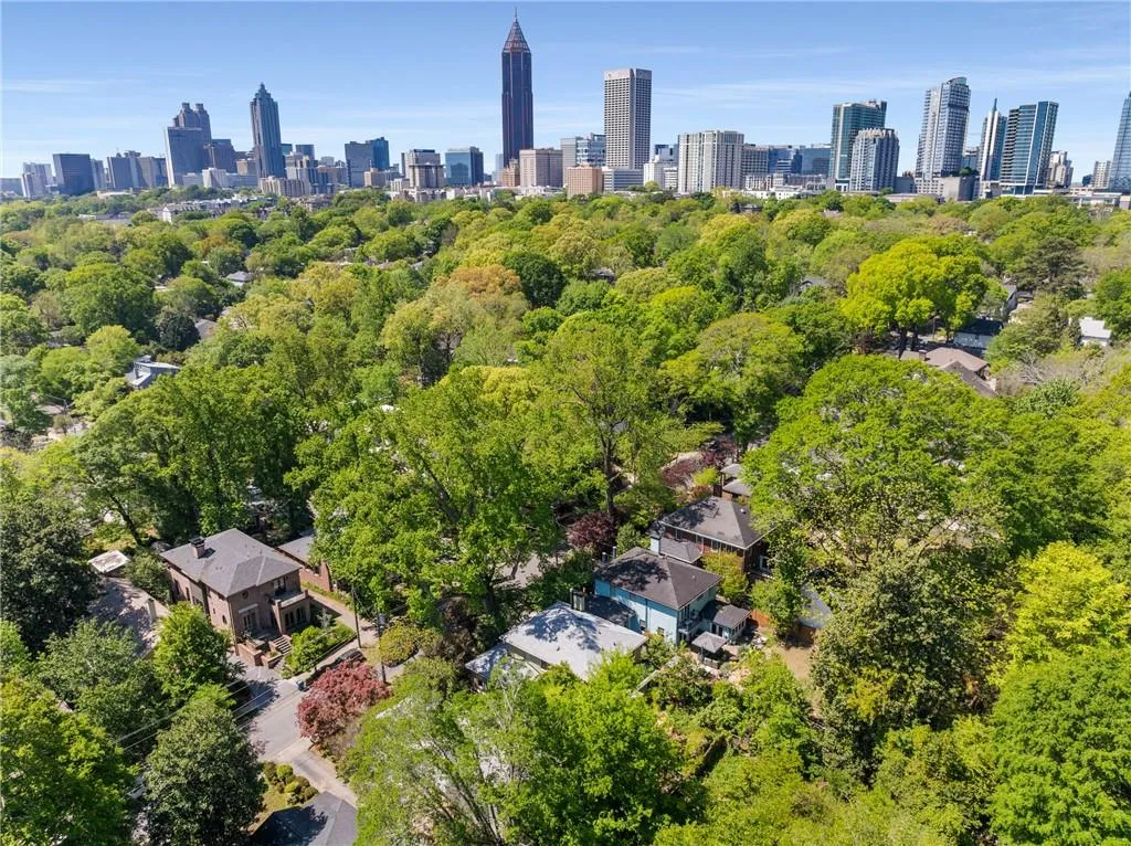 374 8th Street Ne, Atlanta, Georgia 30309, 4 Bedrooms Bedrooms, ,2 BathroomsBathrooms,Residential,For Sale,374 8th Street Ne,7559937