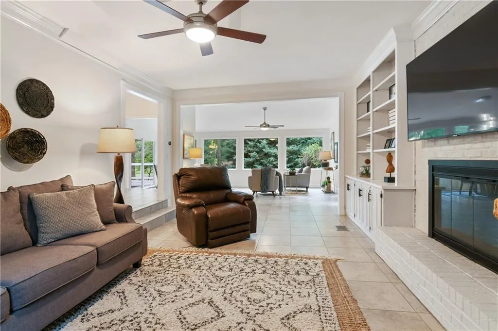 5080 Spalding Drive, Atlanta, Georgia 30350, 4 Bedrooms Bedrooms, ,3 BathroomsBathrooms,Residential,Sold,5080 Spalding Drive,7098631