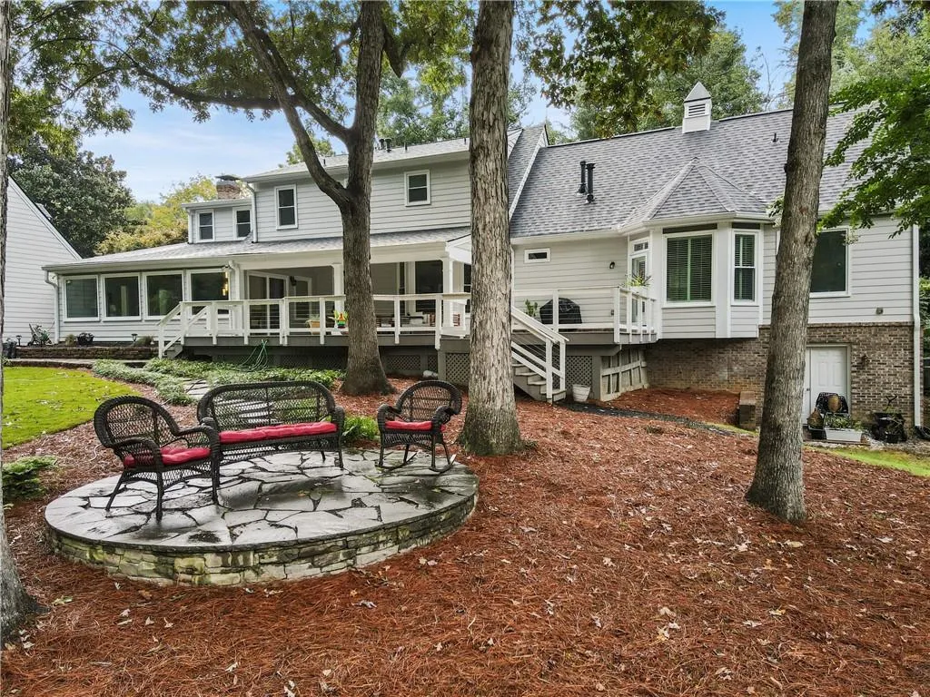 5080 Spalding Drive, Atlanta, Georgia 30350, 4 Bedrooms Bedrooms, ,3 BathroomsBathrooms,Residential,Sold,5080 Spalding Drive,7098631