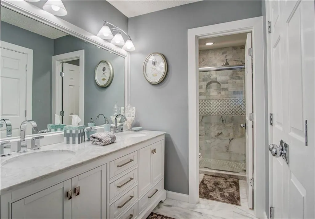 205 Bainbridge Drive, Atlanta, Georgia 30327, 4 Bedrooms Bedrooms, ,3 BathroomsBathrooms,Residential,Sold,205 Bainbridge Drive,5949828