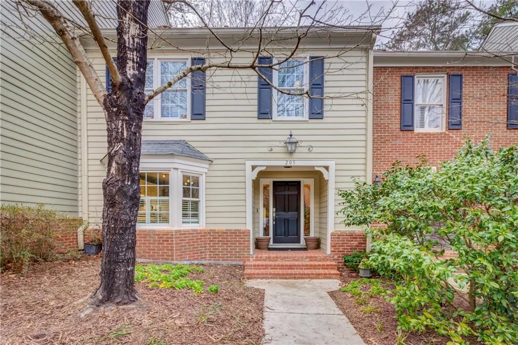 205 Bainbridge Drive, Atlanta, Georgia 30327, 4 Bedrooms Bedrooms, ,3 BathroomsBathrooms,Residential,Sold,205 Bainbridge Drive,5949828