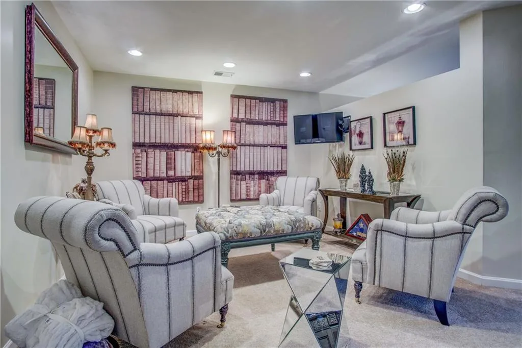 205 Bainbridge Drive, Atlanta, Georgia 30327, 4 Bedrooms Bedrooms, ,3 BathroomsBathrooms,Residential,Sold,205 Bainbridge Drive,5949828