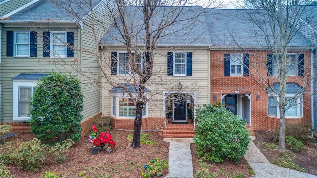 205 Bainbridge Drive, Atlanta, Georgia 30327, 4 Bedrooms Bedrooms, ,3 BathroomsBathrooms,Residential,Sold,205 Bainbridge Drive,5949828