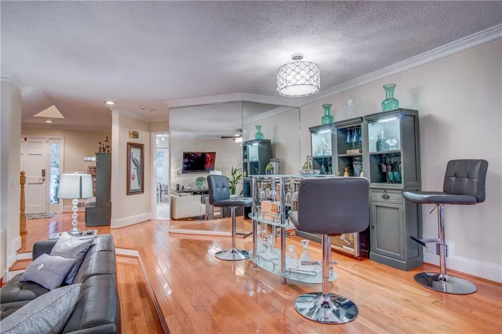 205 Bainbridge Drive, Atlanta, Georgia 30327, 4 Bedrooms Bedrooms, ,3 BathroomsBathrooms,Residential,Sold,205 Bainbridge Drive,5949828