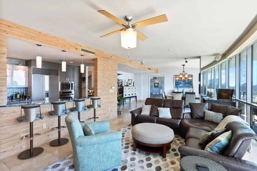 700 Park Regency Place Unit 2302, Atlanta, Georgia 30326, 2 Bedrooms Bedrooms, ,2 BathroomsBathrooms,Residential,Sold,700 Park Regency Place Unit 2302,5905312