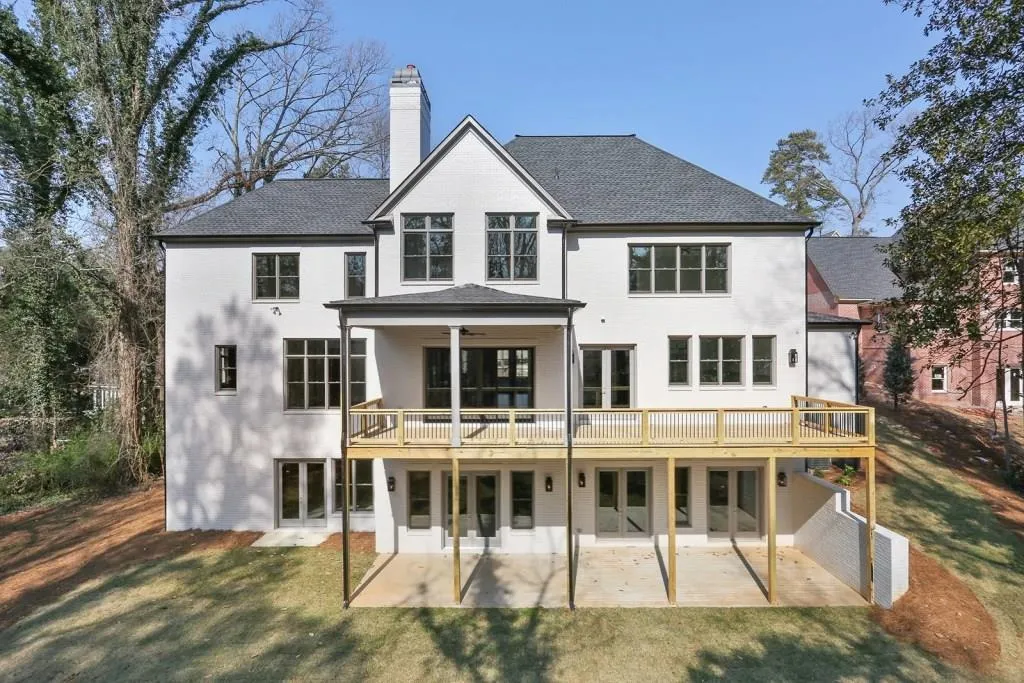 4001 Whittington Drive Ne, Atlanta, Georgia 30342, 5 Bedrooms Bedrooms, ,5 BathroomsBathrooms,Residential,Sold,4001 Whittington Drive Ne,5862195