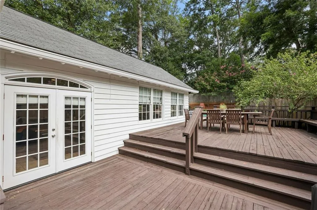 138 Peachtree Hills Avenue Ne, Atlanta, Georgia 30305, 4 Bedrooms Bedrooms, ,4 BathroomsBathrooms,Residential,For Sale,138 Peachtree Hills Avenue Ne,7635294