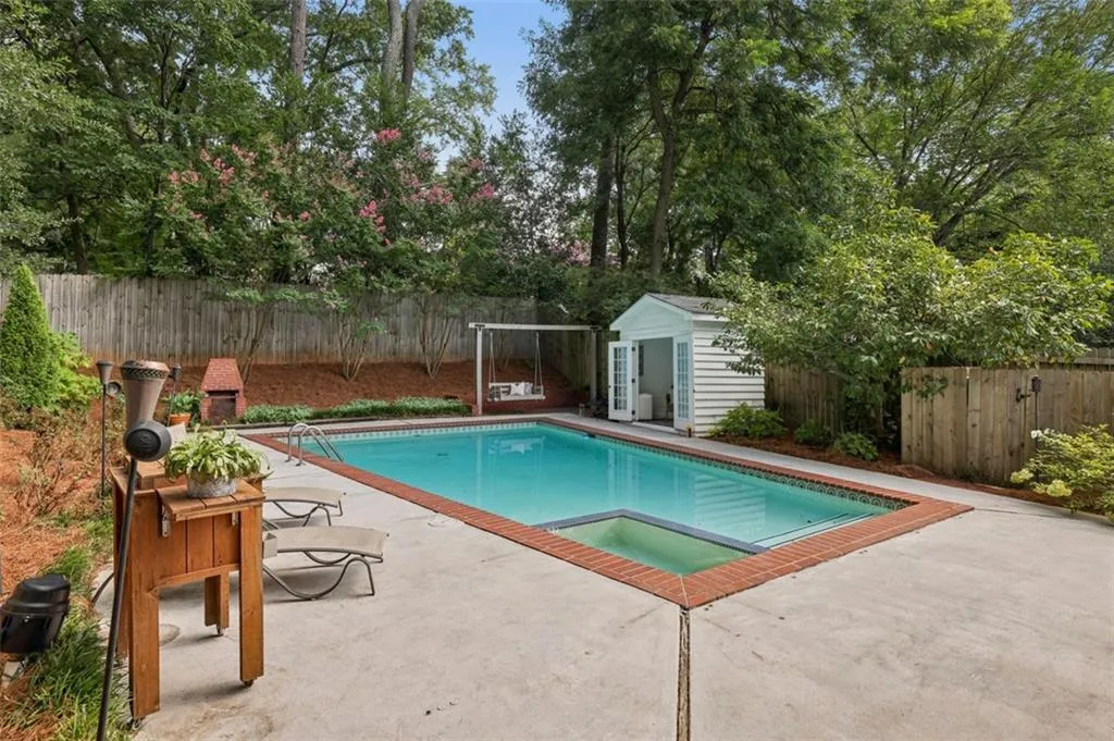 138 Peachtree Hills Avenue Ne, Atlanta, Georgia 30305, 4 Bedrooms Bedrooms, ,4 BathroomsBathrooms,Residential,For Sale,138 Peachtree Hills Avenue Ne,7635294