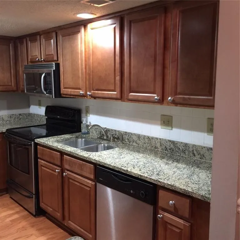 6900 Roswell Road Unit Q23, Sandy Springs, Georgia 30328, 2 Bedrooms Bedrooms, ,2 BathroomsBathrooms,Residential,Sold,6900 Roswell Road Unit Q23,5737686 6900 Roswell Road Unit Q23, Sandy Springs, Georgia 30328, 2 Bedrooms Bedrooms, ,2 BathroomsBathrooms,Residential,Sold,6900 Roswell Road Unit Q23,5737686