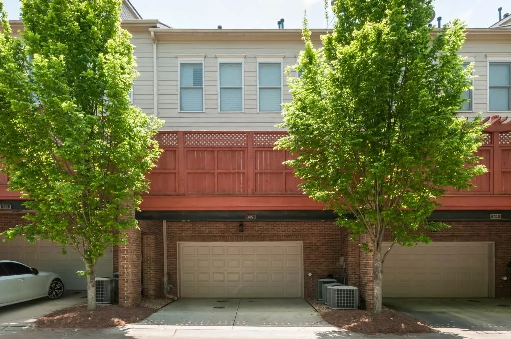 697 Lockton Place, Sandy Springs, Georgia 30342, 4 Bedrooms Bedrooms, ,4 BathroomsBathrooms,Residential,Sold,697 Lockton Place,6014277