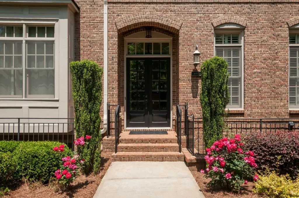 697 Lockton Place, Sandy Springs, Georgia 30342, 4 Bedrooms Bedrooms, ,4 BathroomsBathrooms,Residential,Sold,697 Lockton Place,6014277