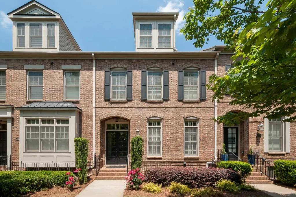 697 Lockton Place, Sandy Springs, Georgia 30342, 4 Bedrooms Bedrooms, ,4 BathroomsBathrooms,Residential,Sold,697 Lockton Place,6014277