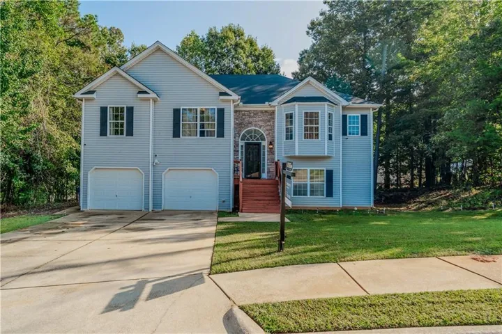 6160 Queensdale Drive, Douglasville, Georgia 30135