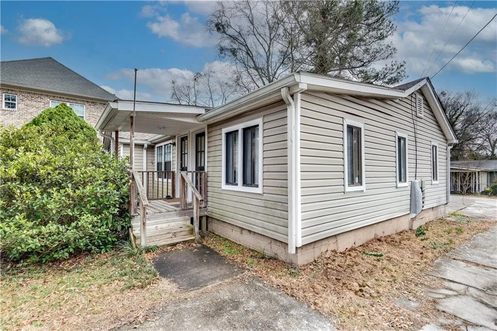 2312 Wayside Drive Ne, Brookhaven, Georgia 30319, 5 Bedrooms Bedrooms, ,4 BathroomsBathrooms,Residential,For Sale,2312 Wayside Drive Ne,7522601