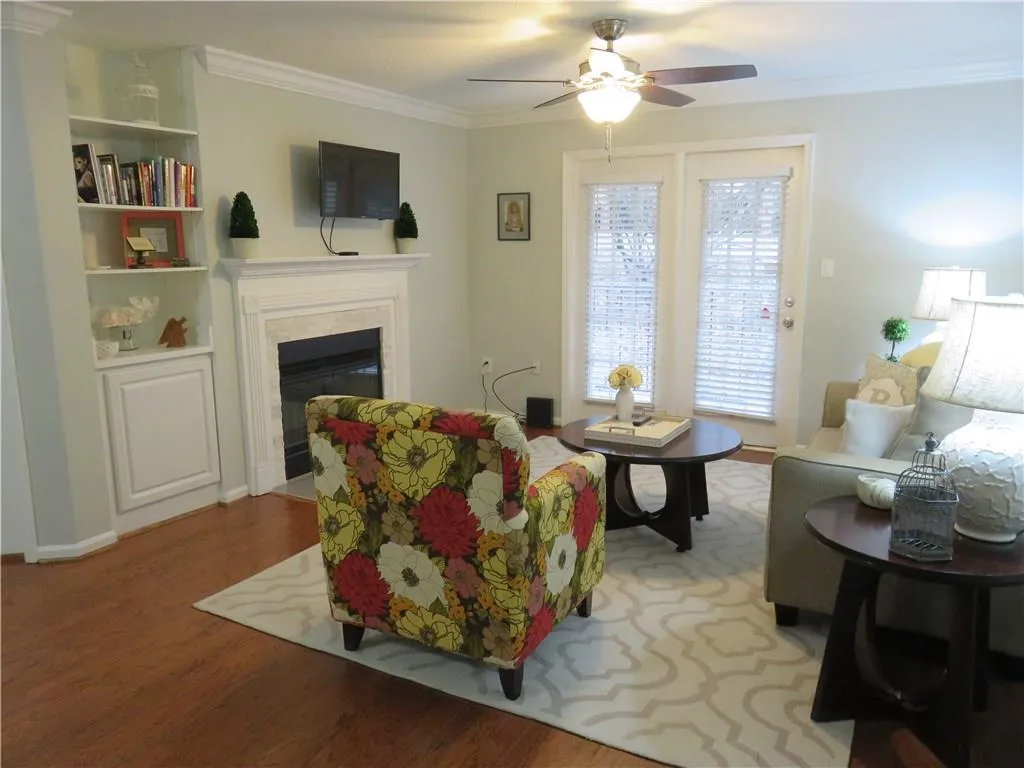 3655 Habersham Road Ne Unit 109, Atlanta, Georgia 30305, 1 Bedroom Bedrooms, ,1 BathroomBathrooms,Residential,Sold,3655 Habersham Road Ne Unit 109,5797611