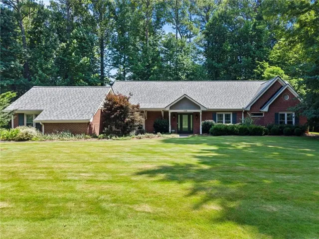 146 Lakeside Drive Nw, Kennesaw, Georgia 30144