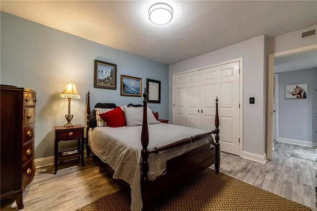 6851 Roswell Road Unit M12, Sandy Springs, Georgia 30328, 3 Bedrooms Bedrooms, ,2 BathroomsBathrooms,Residential,Sold,6851 Roswell Road Unit M12,7239168