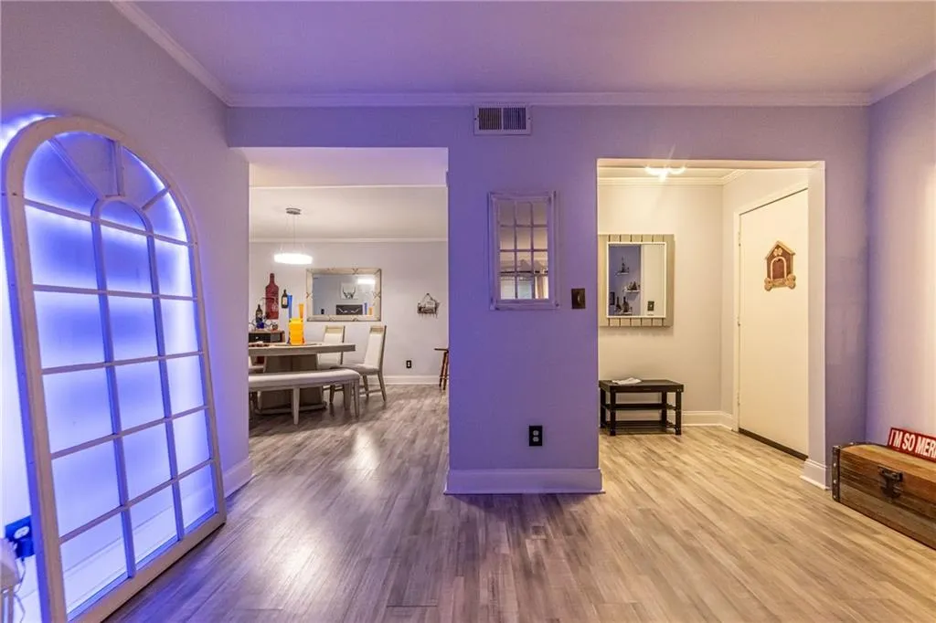 6851 Roswell Road Unit M12, Sandy Springs, Georgia 30328, 3 Bedrooms Bedrooms, ,2 BathroomsBathrooms,Residential,Sold,6851 Roswell Road Unit M12,7239168