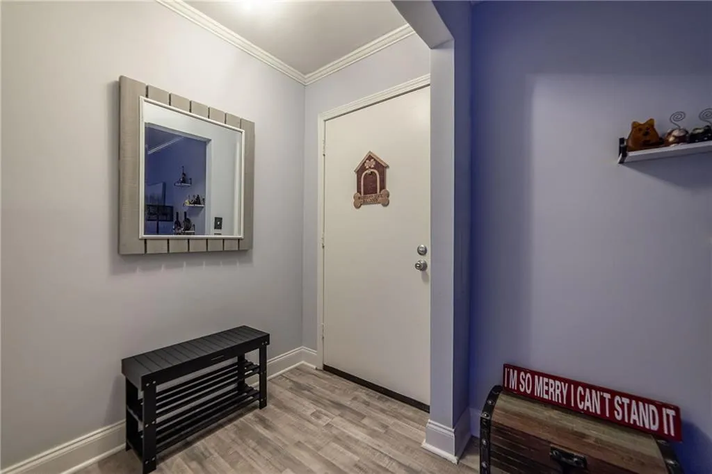 6851 Roswell Road Unit M12, Sandy Springs, Georgia 30328, 3 Bedrooms Bedrooms, ,2 BathroomsBathrooms,Residential,Sold,6851 Roswell Road Unit M12,7239168