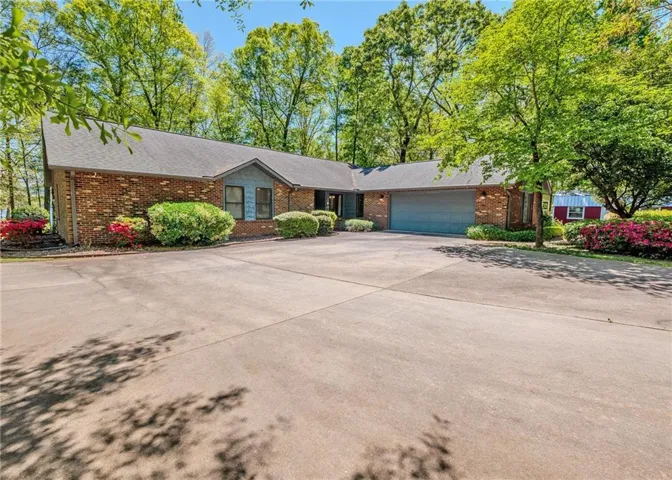 7 Old Oak Trail, Hartwell, Georgia 30643