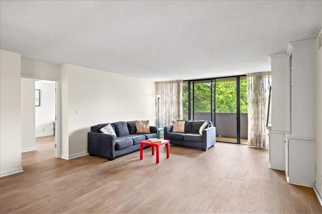 3530 Piedmont Road Ne Unit 7k, Atlanta, Georgia 30305, 2 Bedrooms Bedrooms, 0 ,2 BathroomsBathrooms,Residential,For Sale,3530 Piedmont Road Ne Unit 7k,7805021