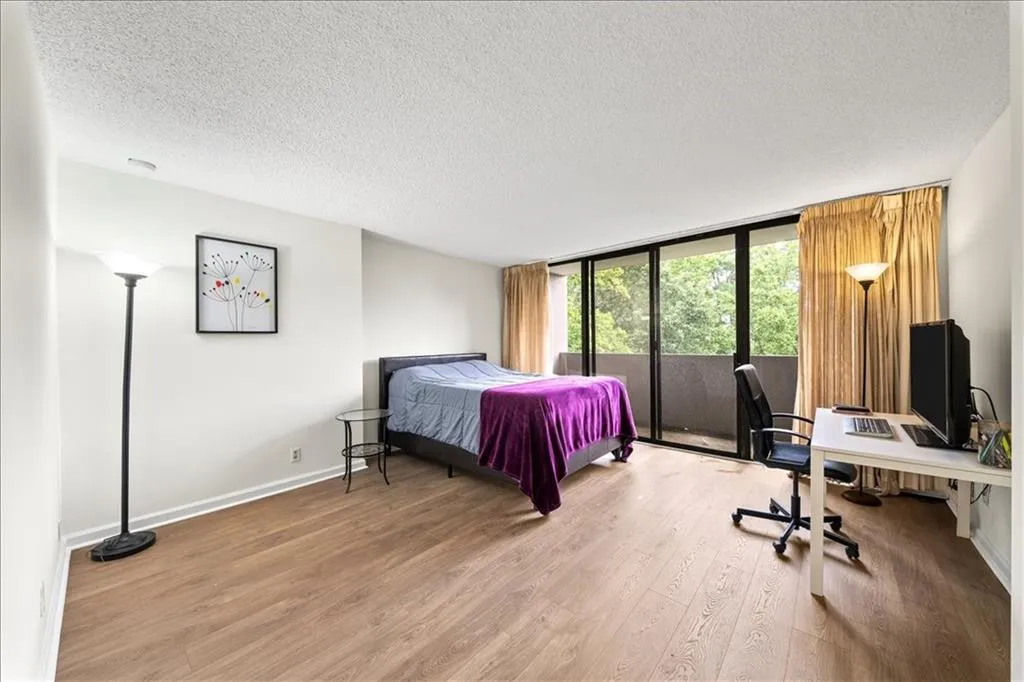 3530 Piedmont Road Ne Unit 7k, Atlanta, Georgia 30305, 2 Bedrooms Bedrooms, 0 ,2 BathroomsBathrooms,Residential,For Sale,3530 Piedmont Road Ne Unit 7k,7805021