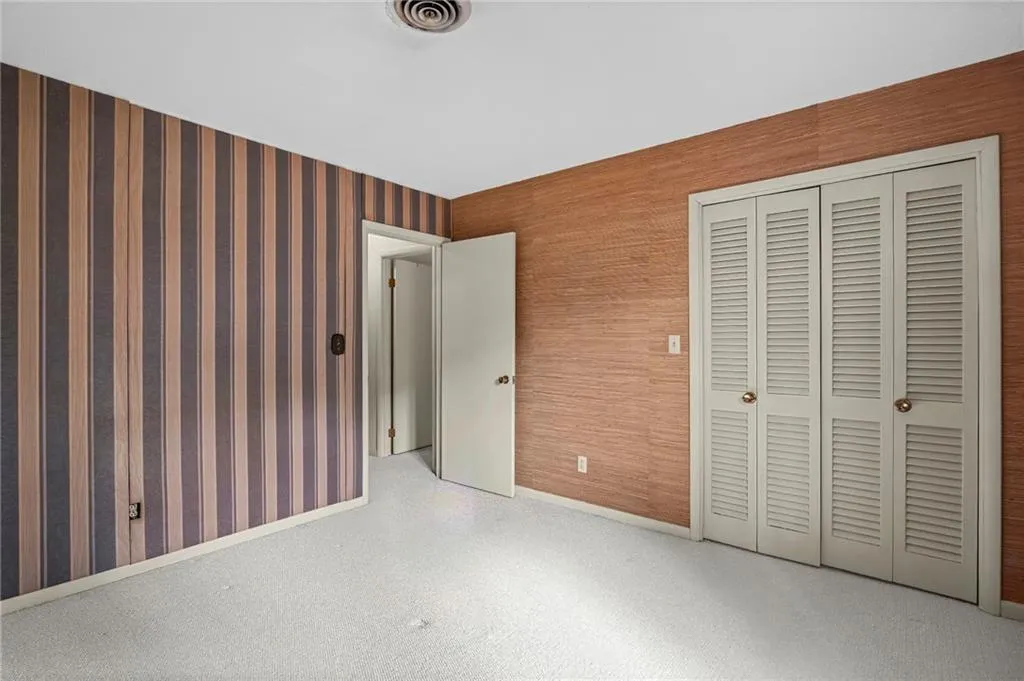Upper level Bedroom 3