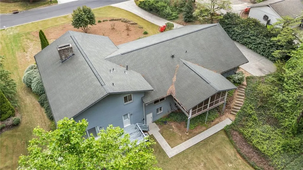 675 Weatherly Lane Lane, Sandy Springs, Georgia 30328, 5 Bedrooms Bedrooms, ,3 BathroomsBathrooms,Residential,For Sale,675 Weatherly Lane Lane,7747909