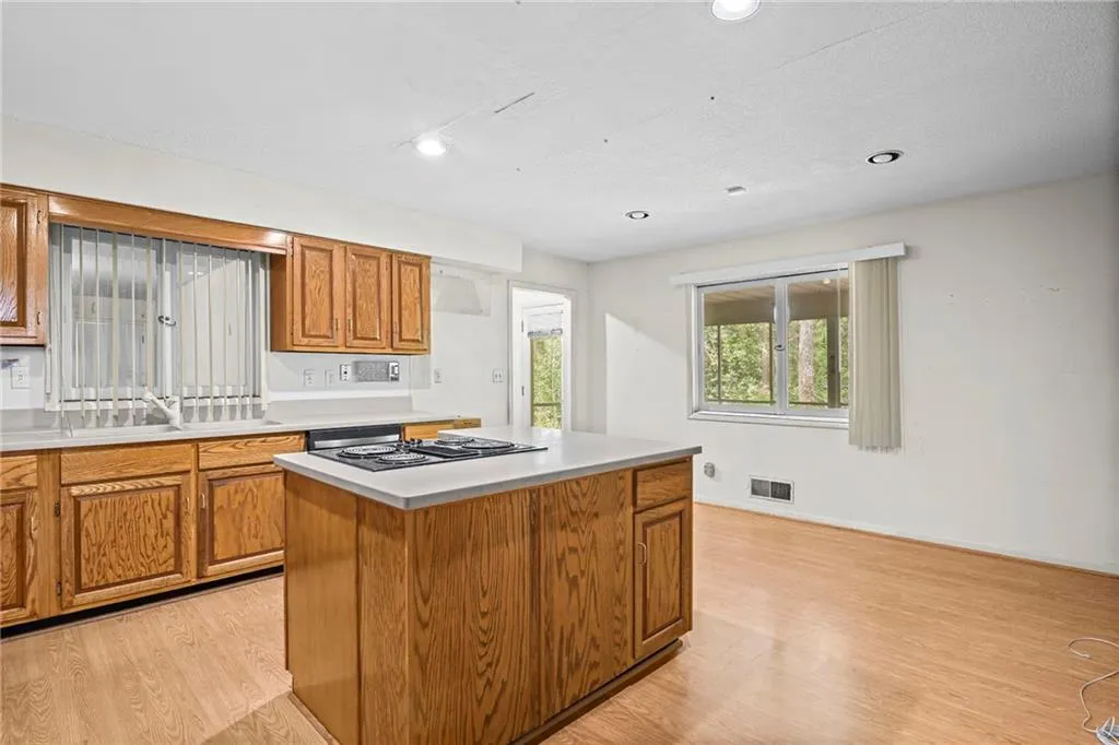 East-in kitchen has ample room for breakfast table