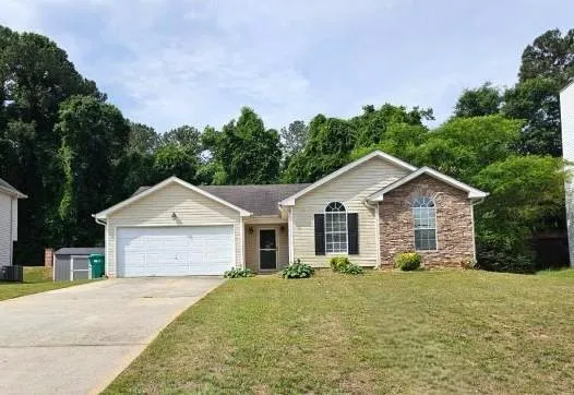 1443 Pebble Ridge Lane, Hampton, Georgia 30228
