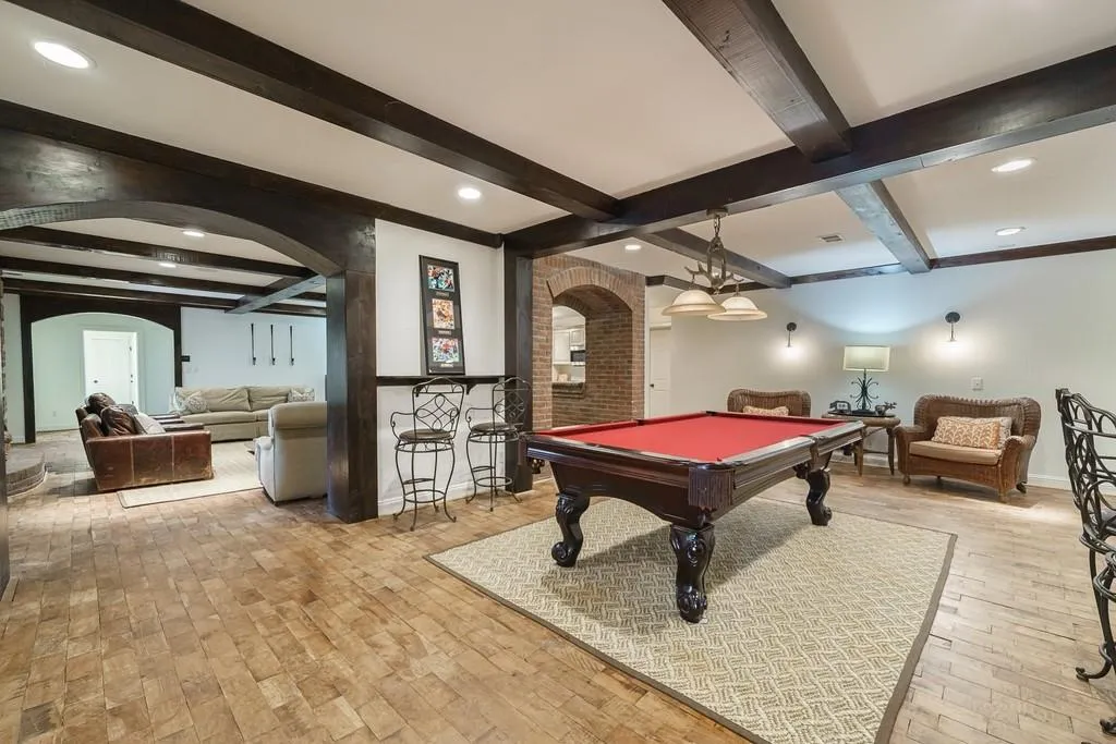 450 Heards Ferry Road, Sandy Springs, Georgia 30328, 7 Bedrooms Bedrooms, ,7 BathroomsBathrooms,Residential,Sold,450 Heards Ferry Road,6939802