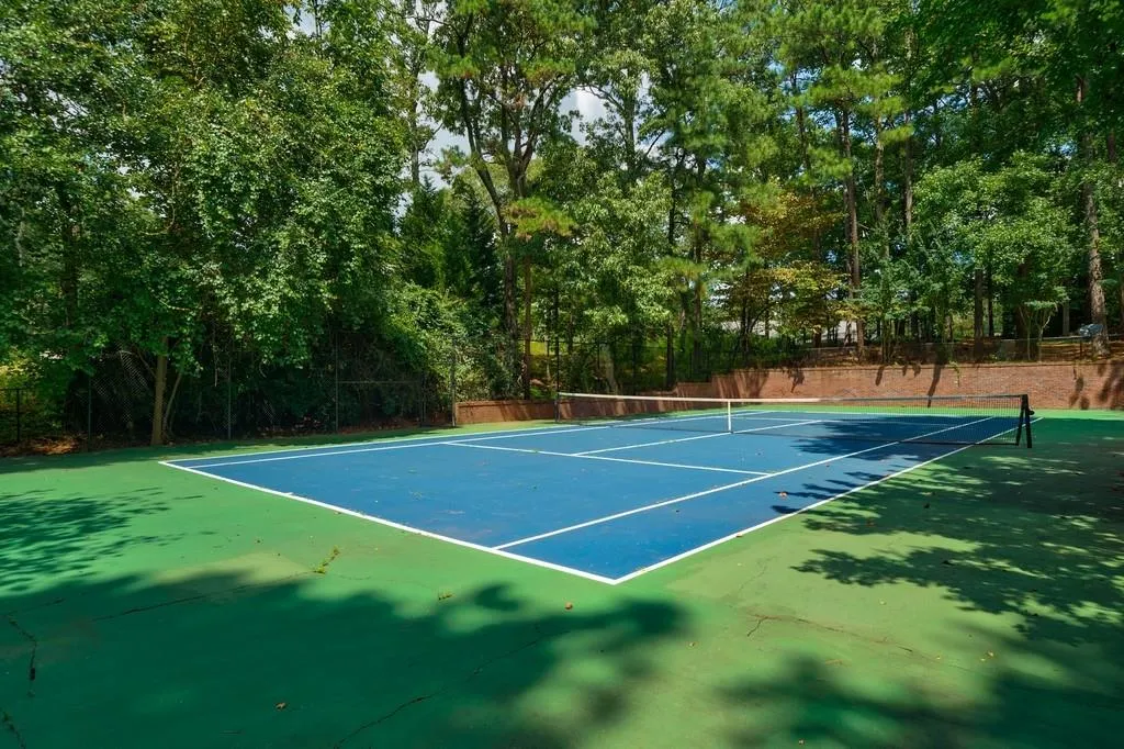 450 Heards Ferry Road, Sandy Springs, Georgia 30328, 7 Bedrooms Bedrooms, ,7 BathroomsBathrooms,Residential,Sold,450 Heards Ferry Road,6939802